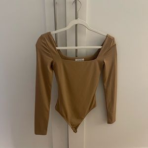 Babaton body suit long sleeve XS